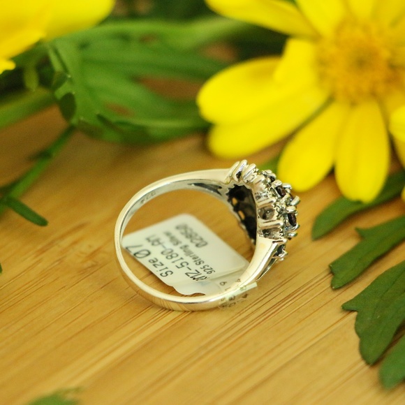 925sterlingsilver flower marcasite Amethyst rings - Picture 4 of 7